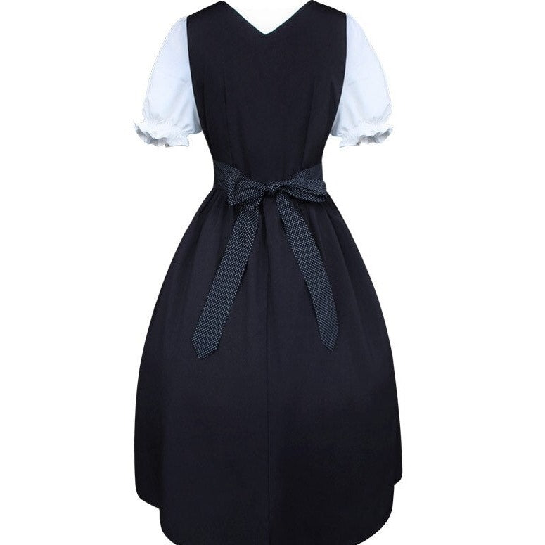 Robe ancienne noire et blanche