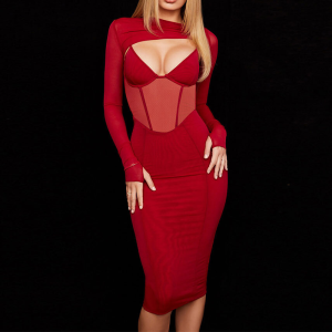 robe corset rouge élégante