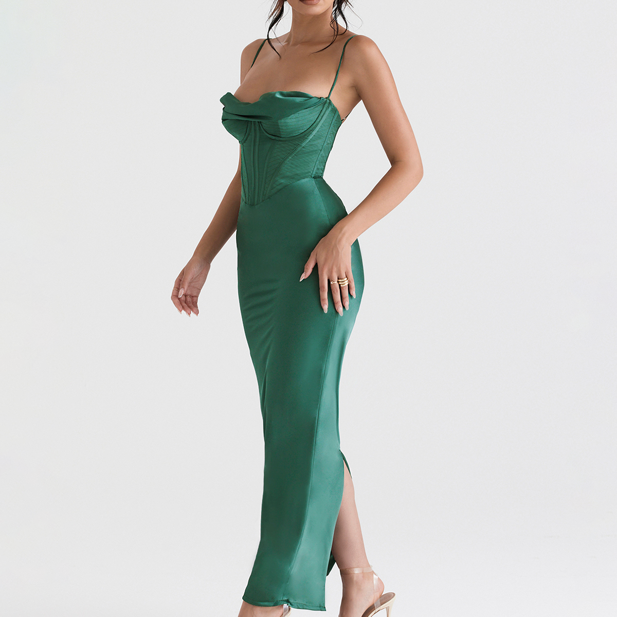 robe en satin droit corset