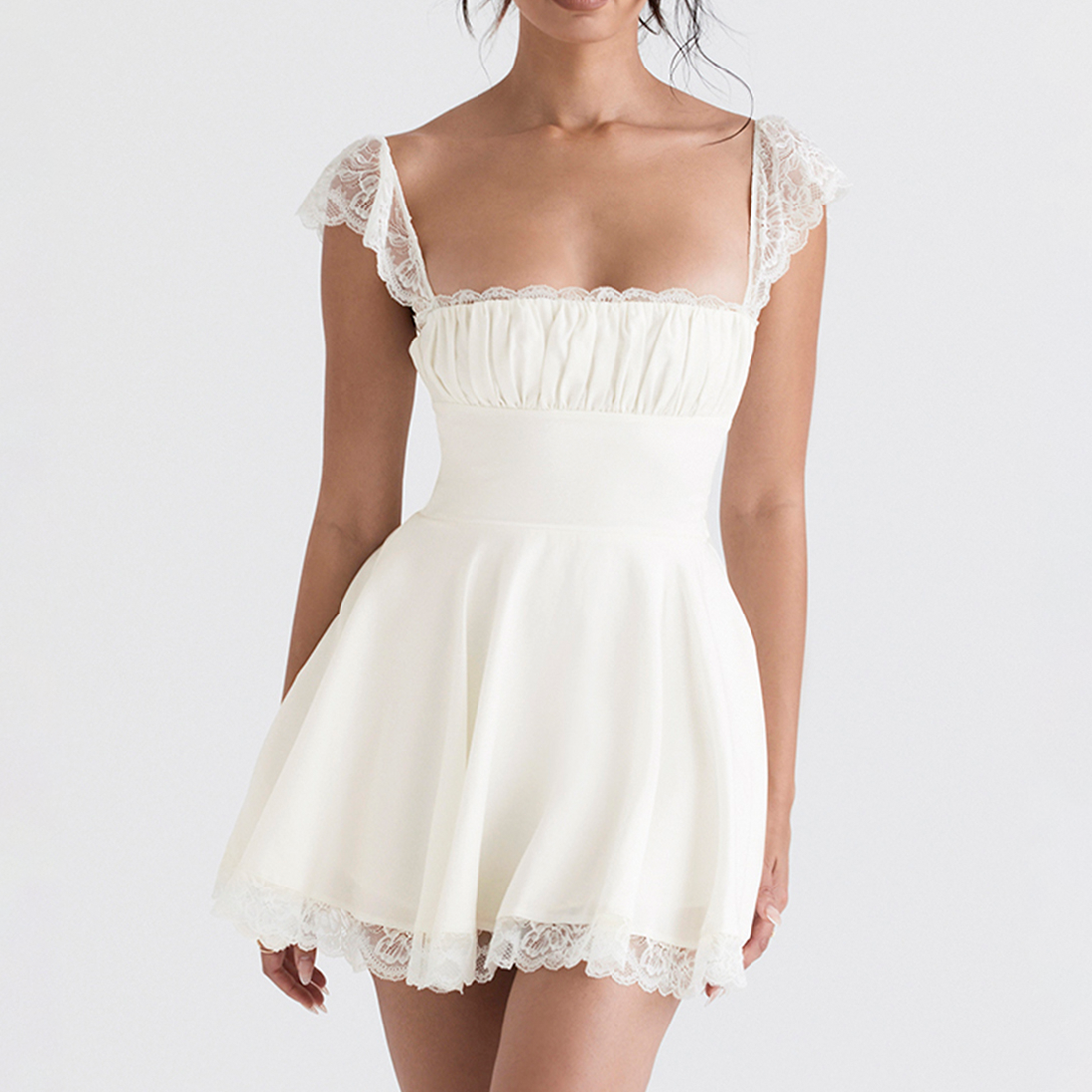 robe avec corset blanc en dentelle